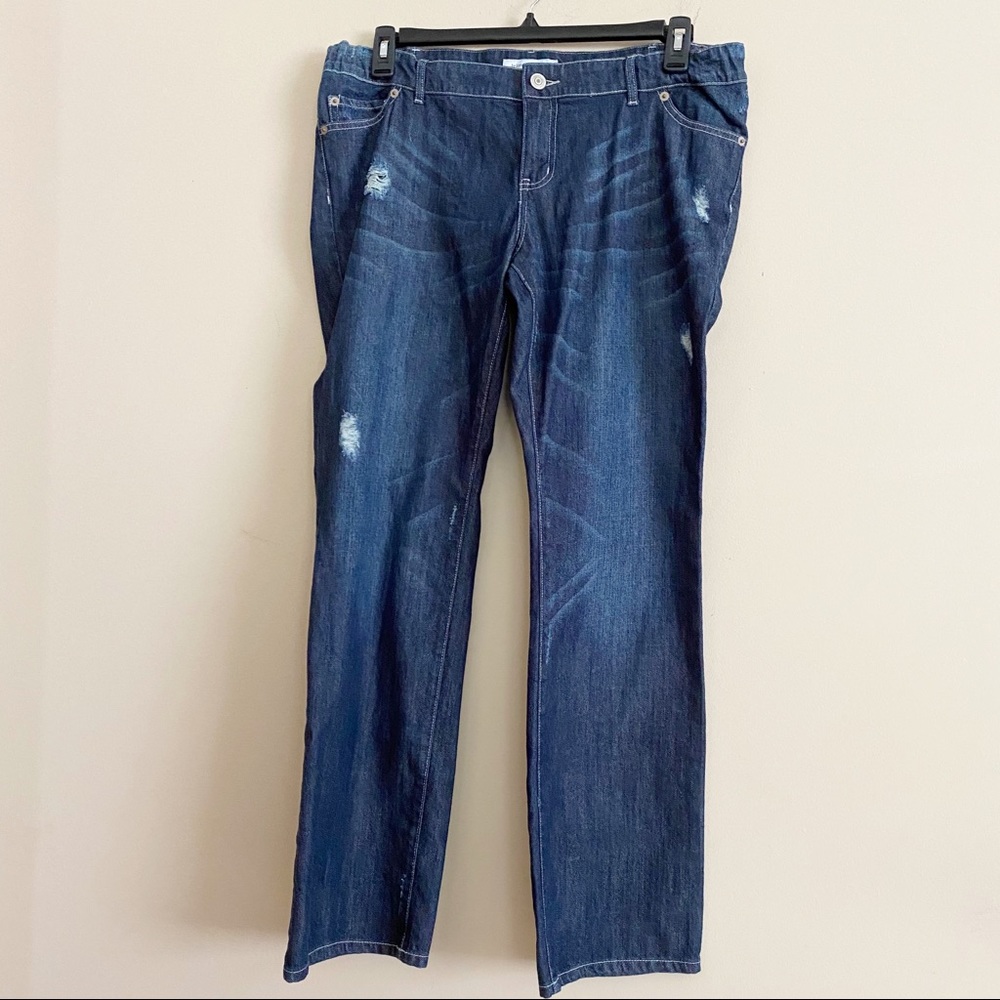 LIZ LANGE Maternity distressed straight jean 10